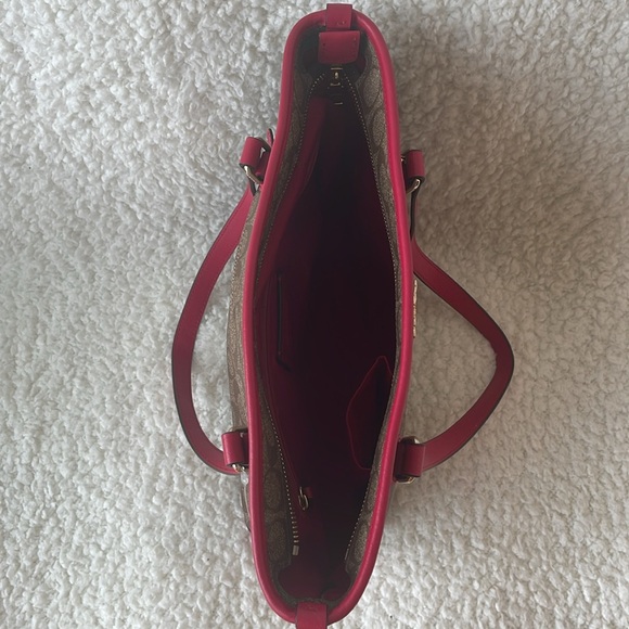 Coach Tote - Picture 6 of 11